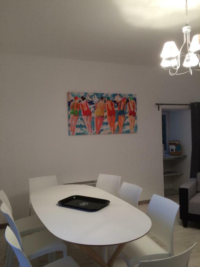 La Maison Bellevue Apartment *